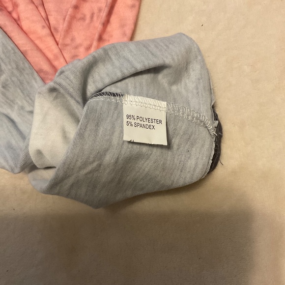 Amazon woman’s tshirt size xl - Picture 4 of 5